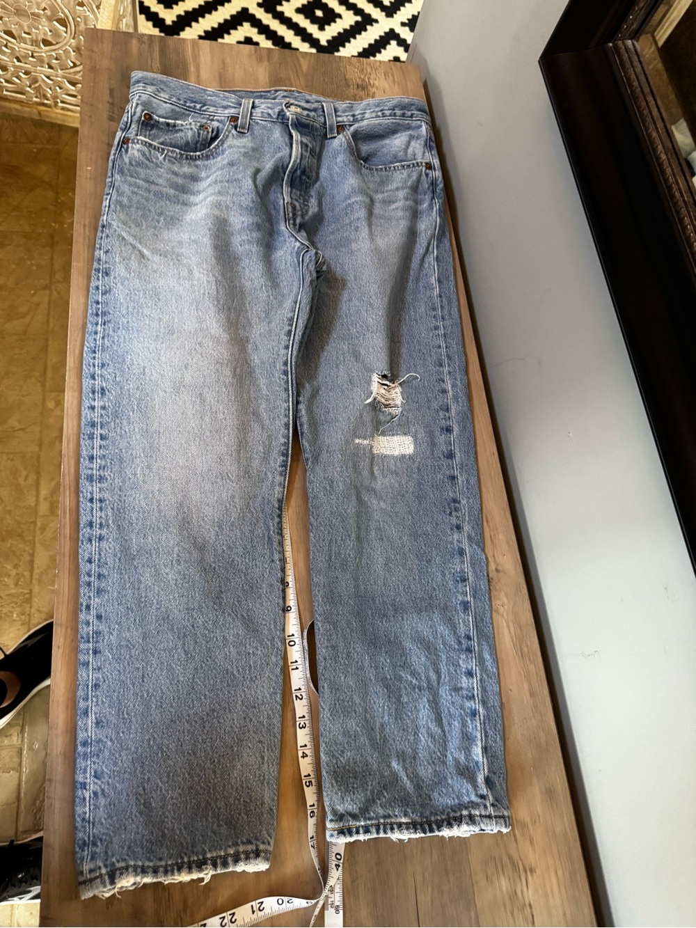 Levi's Light Blue Straight Leg Women's Jeans - Picture 2 of 11